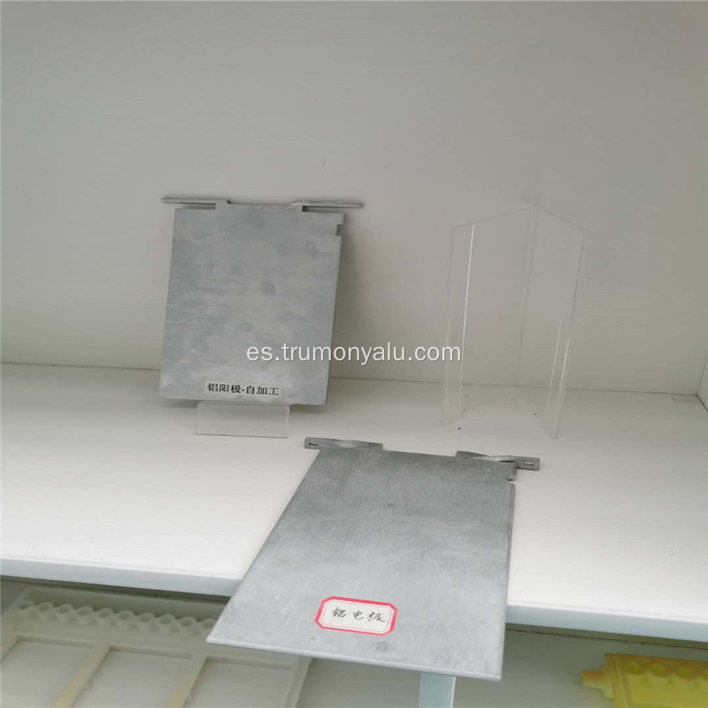 Placa de aluminio no contaminante para batería de aire de aluminio