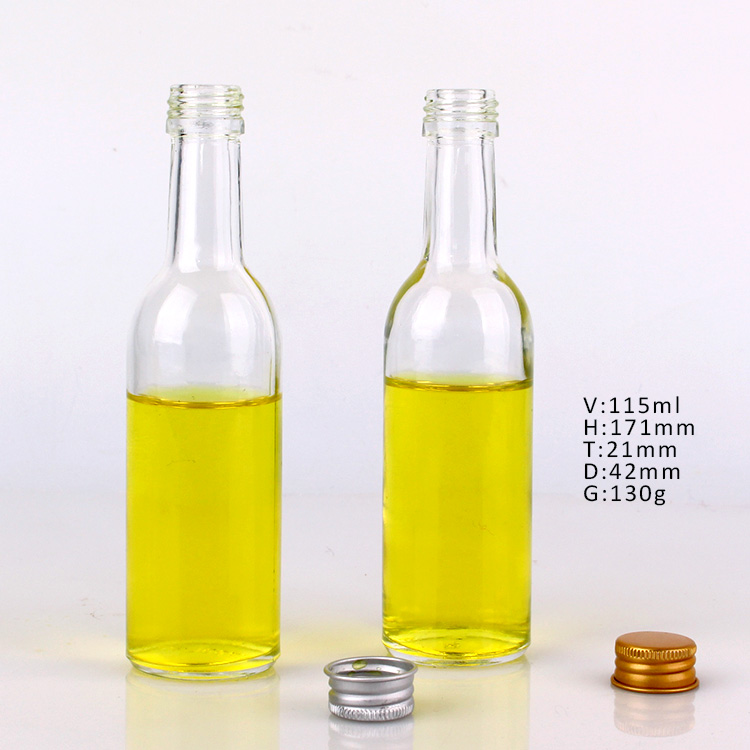 Manufacturer customized 115ml clear round drinking beverage glass bottle juice bottle with screw lid