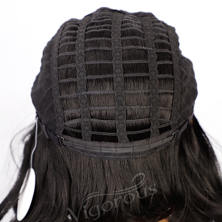 Top Sale Vendor Short Wavy Wig Bangs Synthetic Wigs for Women Natural Color Hair Bob Wigs Heat Resistant Fiber