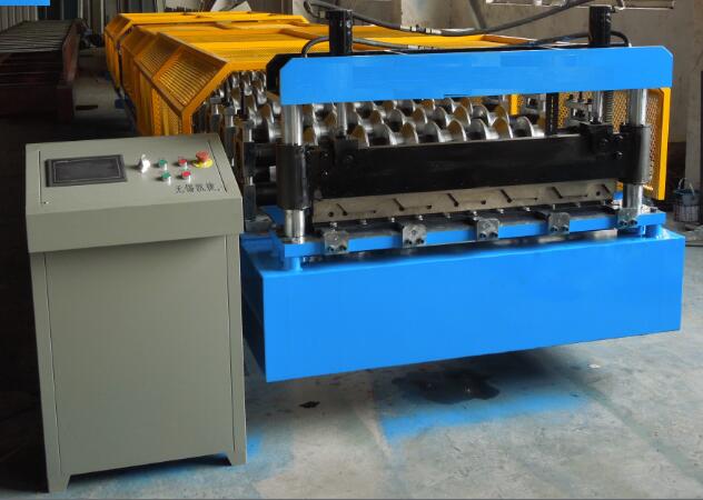 IBR trapezoid roof sheet roll forming machine