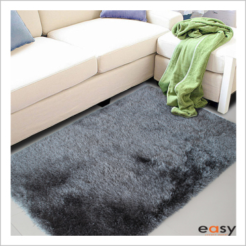 World-renowned hand-tufted shaggy rug carpets