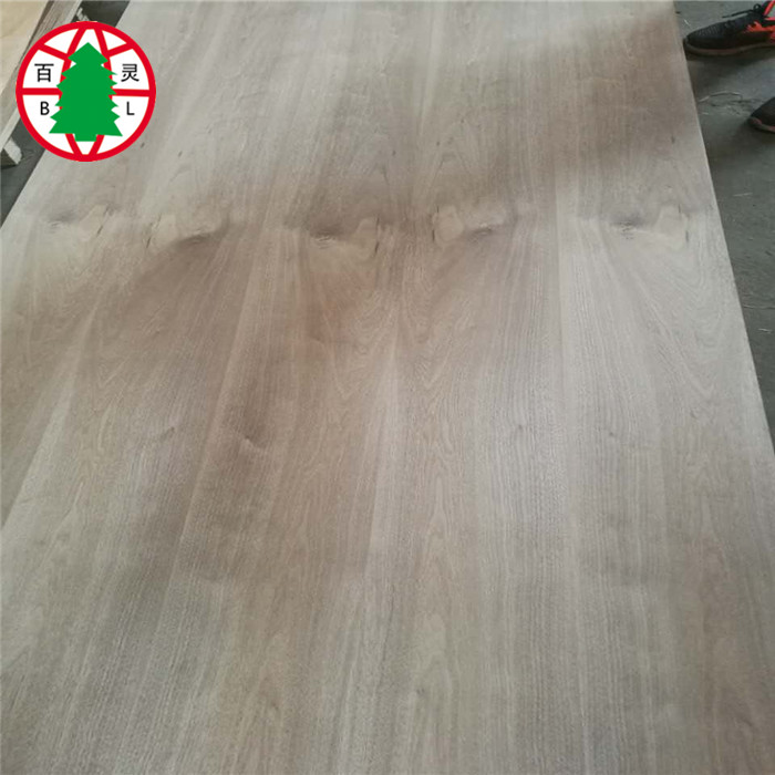 8mm Sapeli Veneer تجاريّ لوح خشبيّ صفح