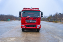 Dongfeng DFAC 8 Cubic Meters Water-Foam Fire Truck