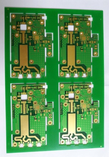 Circuito multistrato con materiale misto