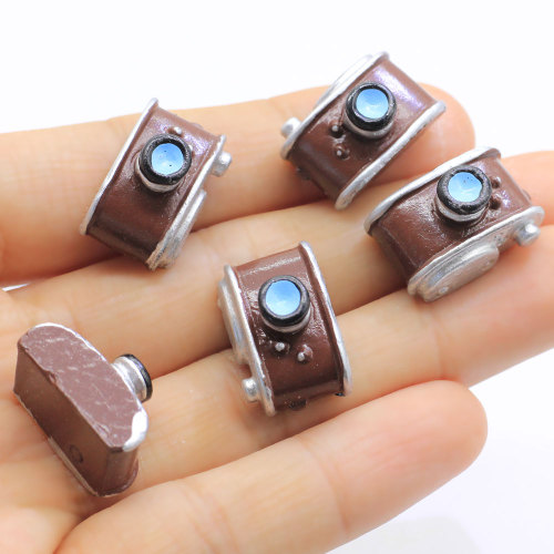 Χονδρικό 100Pcs Cute Mini Camera Resin Simulation Toy Doll House Ornaments Retro DIY MIni Camera Fairy Garden Crafts