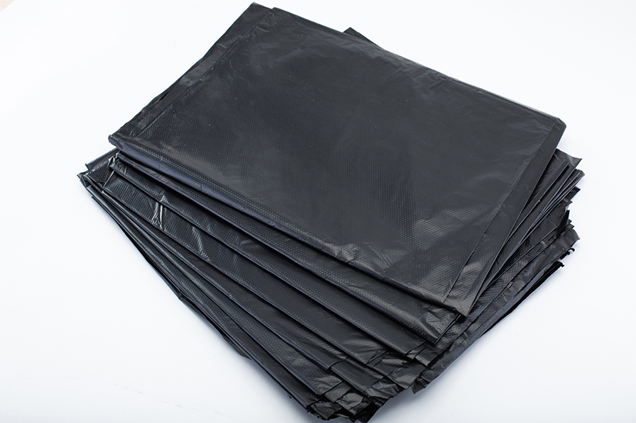 Big Size Plastic Garden Garbage Bag on Sheet