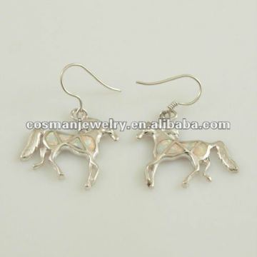 ladies jewelry accessories earings nice and simple design