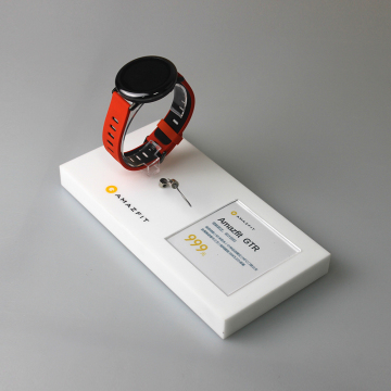 Fresh design custom acrylic watches display stand