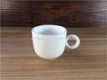 white porcelain mugs / ceramic mugs