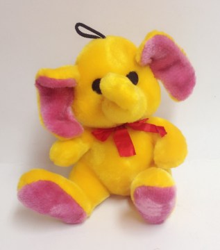 Pet toy with elephant shape