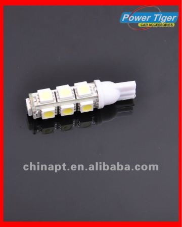 Car T10 bulb socket