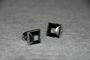 CUFF LINK