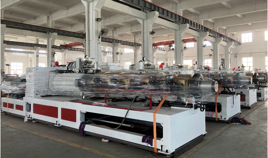 SPC Floor Production Machine