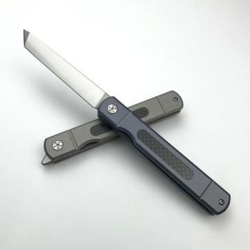 Coltello tascabile EDC con apertura assistita in fibra di carbonio