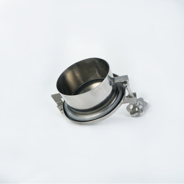 Stainless steel manhole under atmospheric pressure