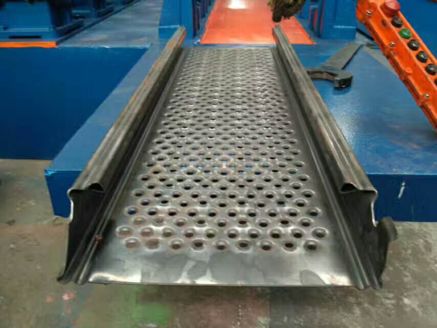 Prefabricated Scaffolding Metal Decking Roll Forming Machine