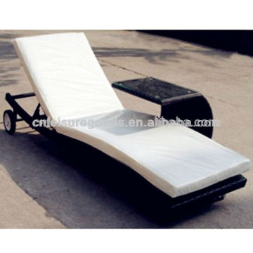 Rattan wicker outdoor sun beach lounger with wheels plastic sun lounger