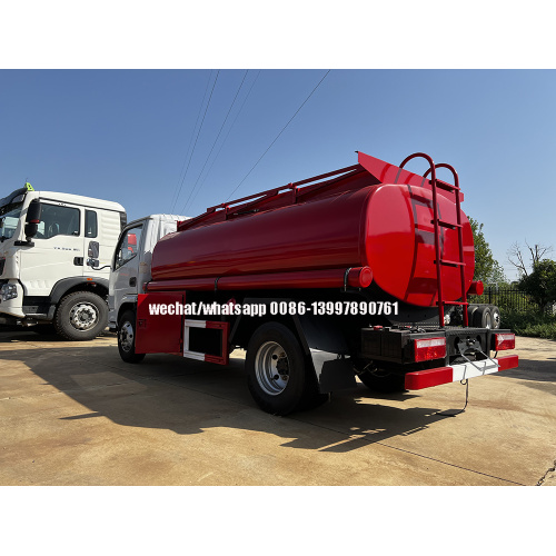 Dongfeng 4x2 5,000 litros camión de transporte de petróleo