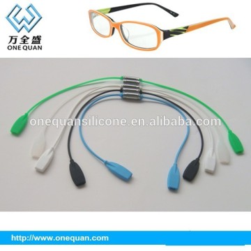 Eyewear Retainer