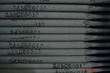 Carbon Welding Electrode e7016