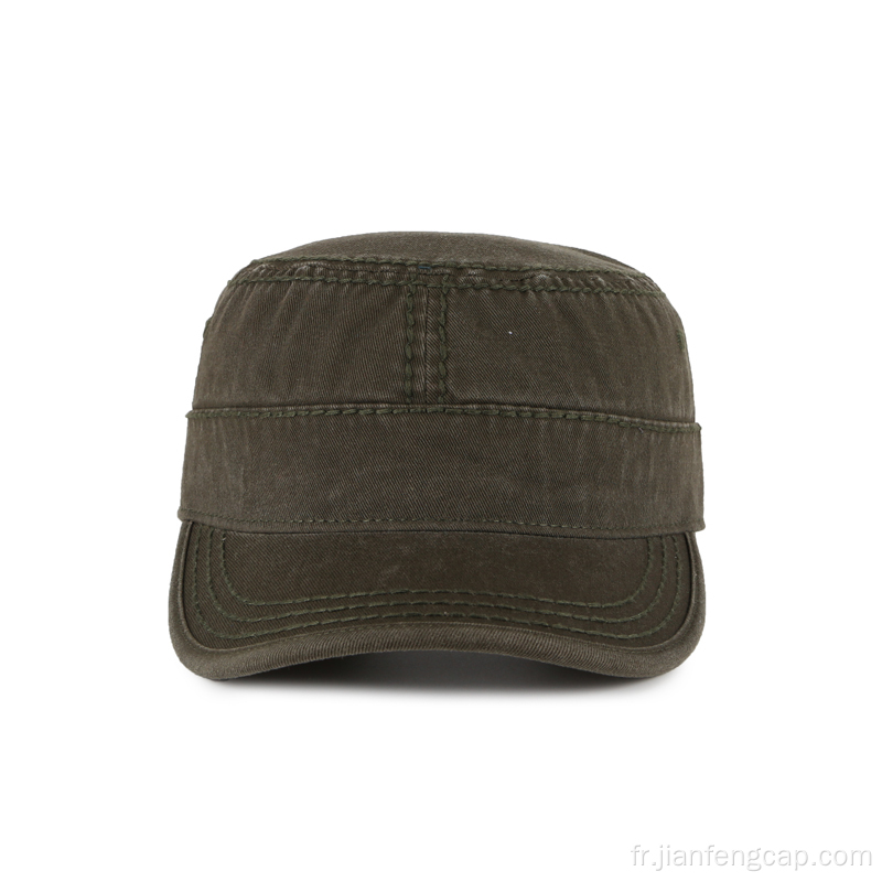 casquettes de style militaire vierges