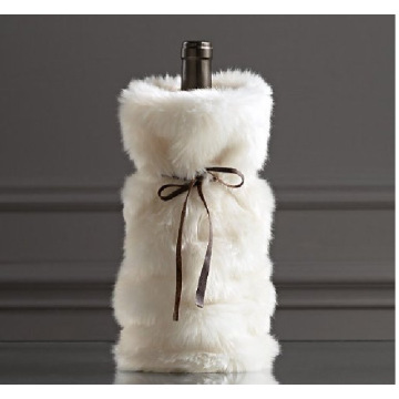 Plush wine bottle cover bag with Nordic style