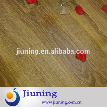 Cheap Lincense Distressed Hand Scraped Laminated Laminate Flooring