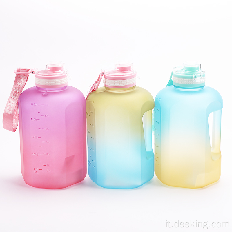 Nuova BPA motivazionale Sport gratuito in plastica che beve bottiglia d&#39;acqua da 2 litri 2L con pennarello