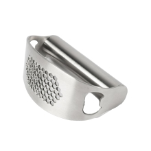 Stainless Steel Garlic Crusher: A Robust Metal Mincer and Garlic Presser with Opener