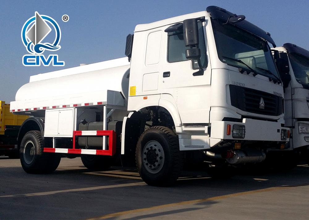 Camion-citerne de carburant 4x4 14 4x4 Fuel Tanker Truck 14