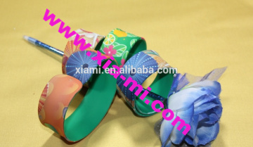 hot sale environmental material printed beautiful flower pattern silicone slap band