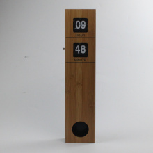 Reloj de péndulo rectangular con tapa de madera