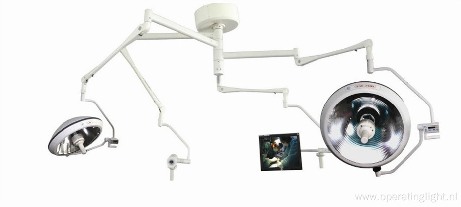 Overall reflection halogen surgery lamp