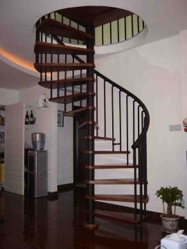 Ritz Stainless Steel Spiral Staircase