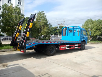 4x2 Flatbed transport vehicle