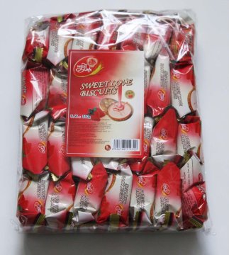 sandwich biscuits-straweberry flavor