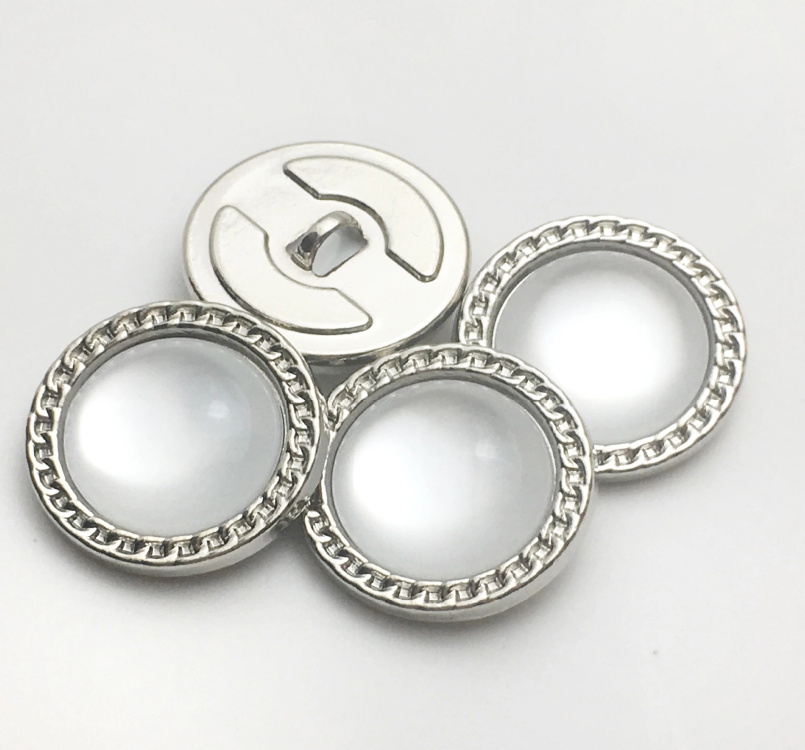 Women's Pearl Buttons