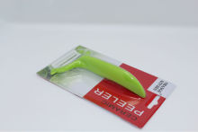 Ceramic apple peeler