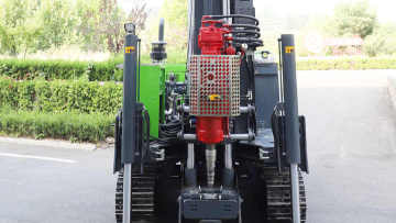 Deep hole drilling capability diamond drill rig