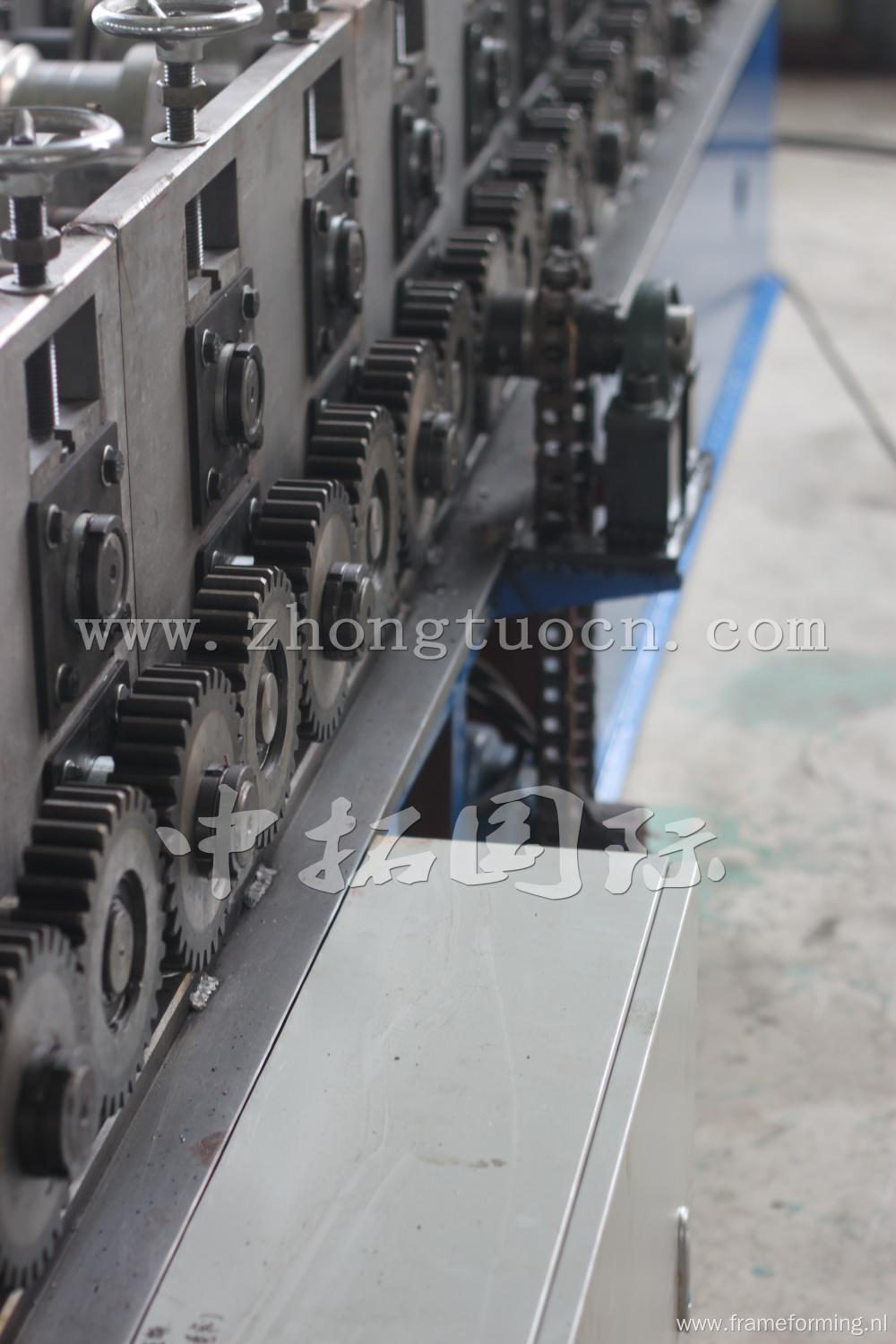 Roof Ridge Cap Tile Roll Forming Machine