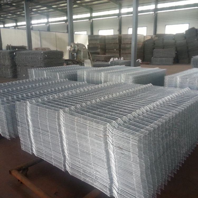 Galvanized Welded Metal Triangle Bending 3D Fence Panels