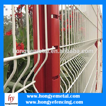 Metal Fence Post/ Painted Fence Post/ Peach Tape Fence Post