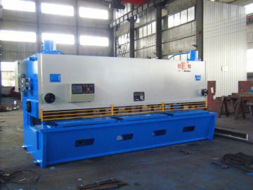 Metal plate shear