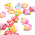 Cabujones de cupcakes planos de resina de 20 * 22 MM populares, cupcakes de fresa de resina con parte trasera plana, pasteles, dulces, parte trasera plana Kawaii Cupcake Craft