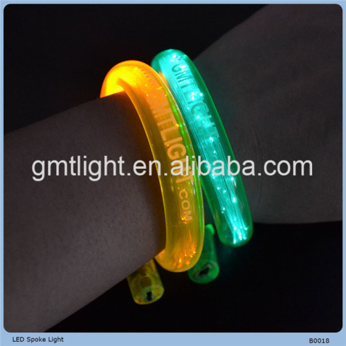 most beautiful pink pvc flashing bracelet manufacturer made in china