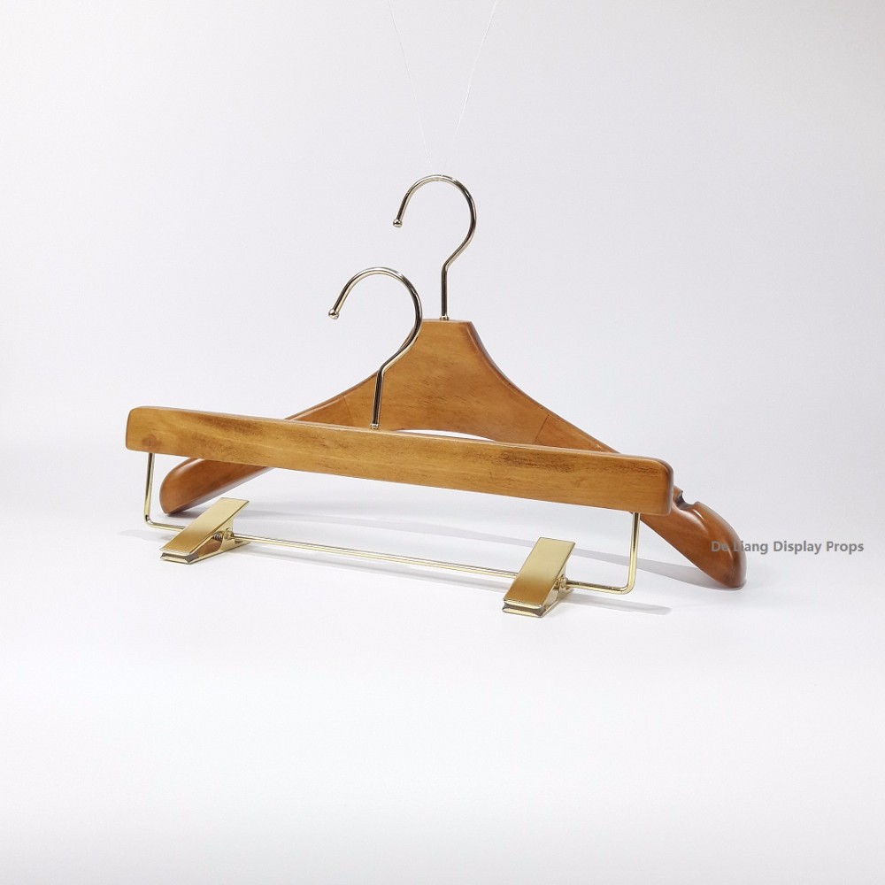 DL374 Coat top and bottom hanger lotuse wood with gold hook U-notch wood hanger