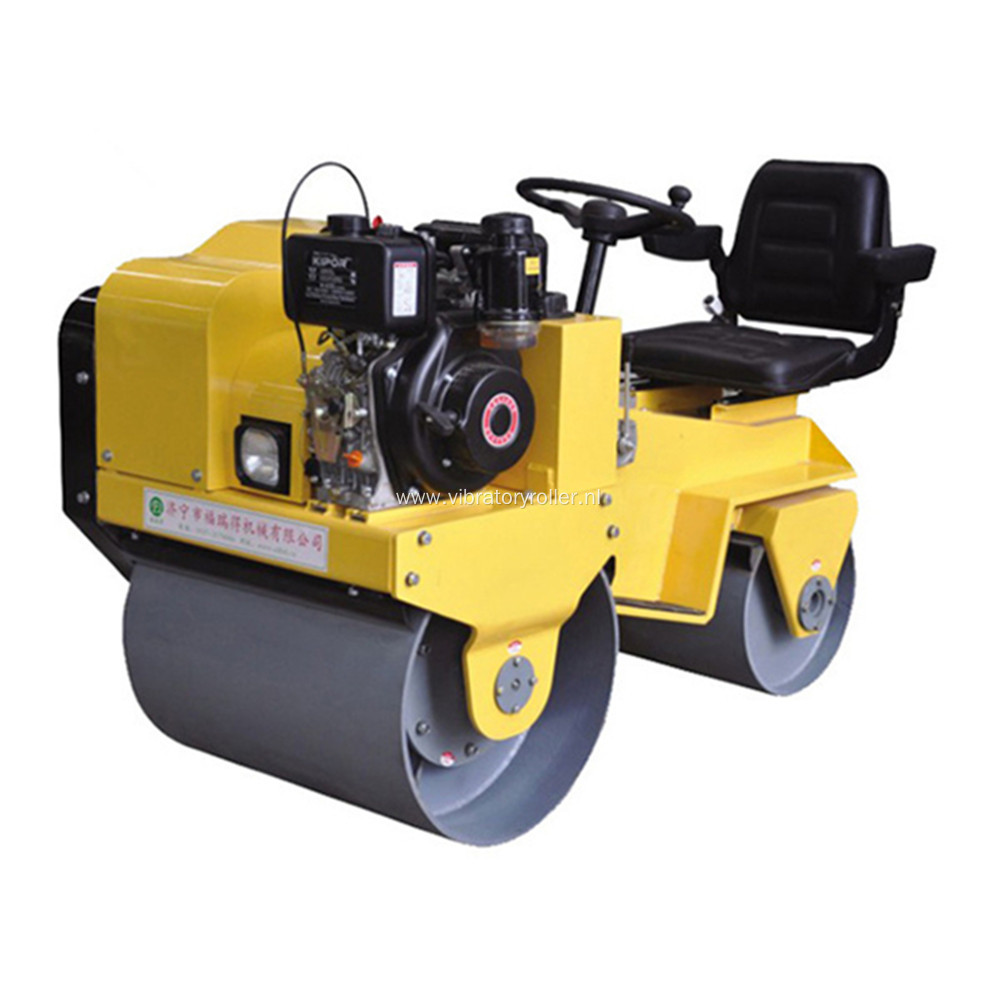 Ride On Small Smooth Wheel Roller