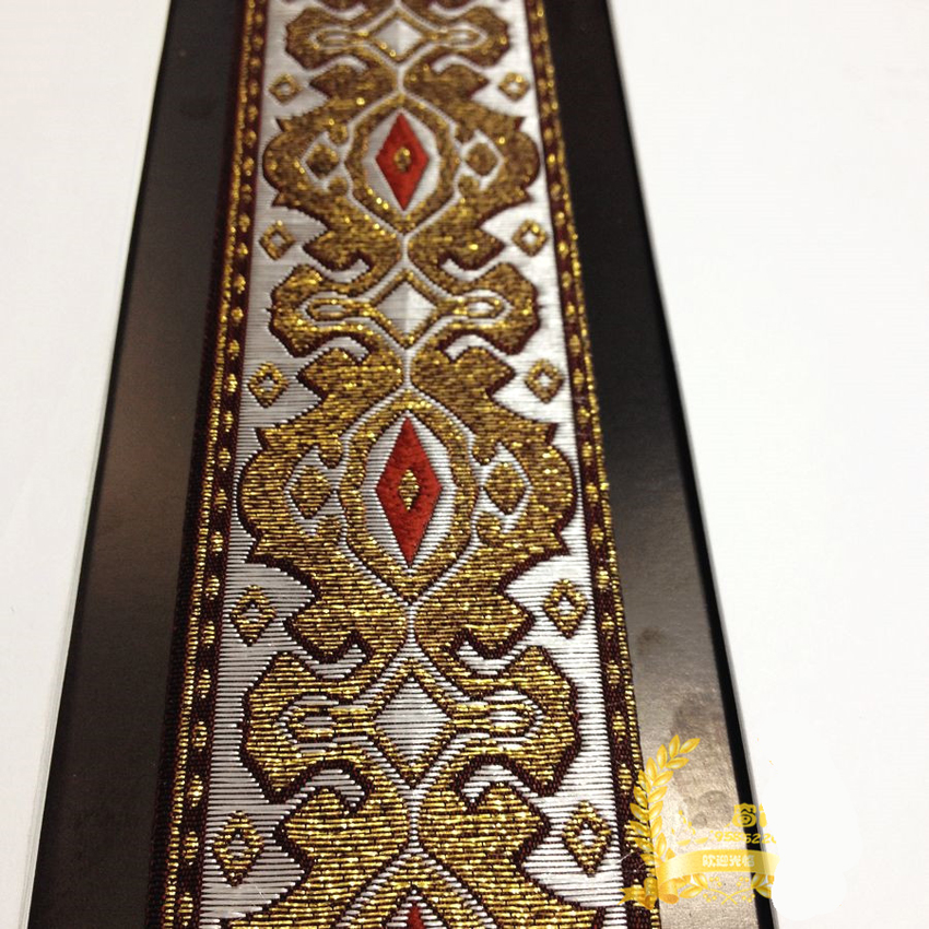 Bordado de cinta tejida Woven Ribbon Embroidery