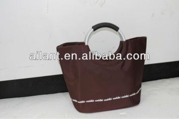 Shopping bag with aluminium handle