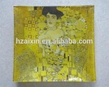 Decoration heat-bent glass plate